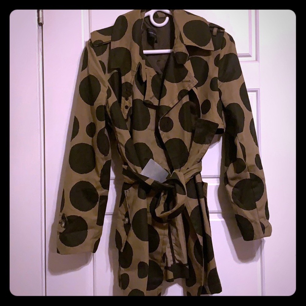 Black sported rain jacket